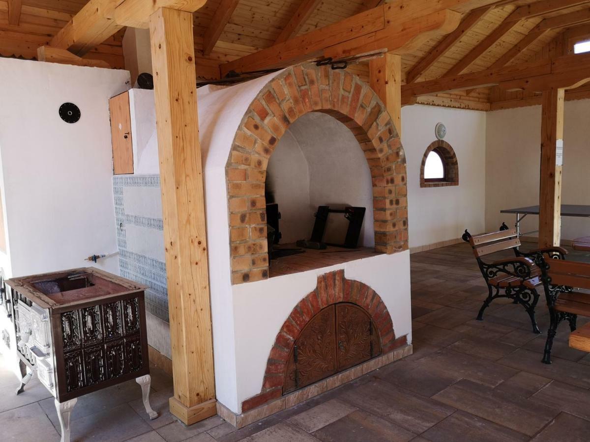 Julia Panzio Bed & Breakfast Hajdúszoboszló Eksteriør bilde