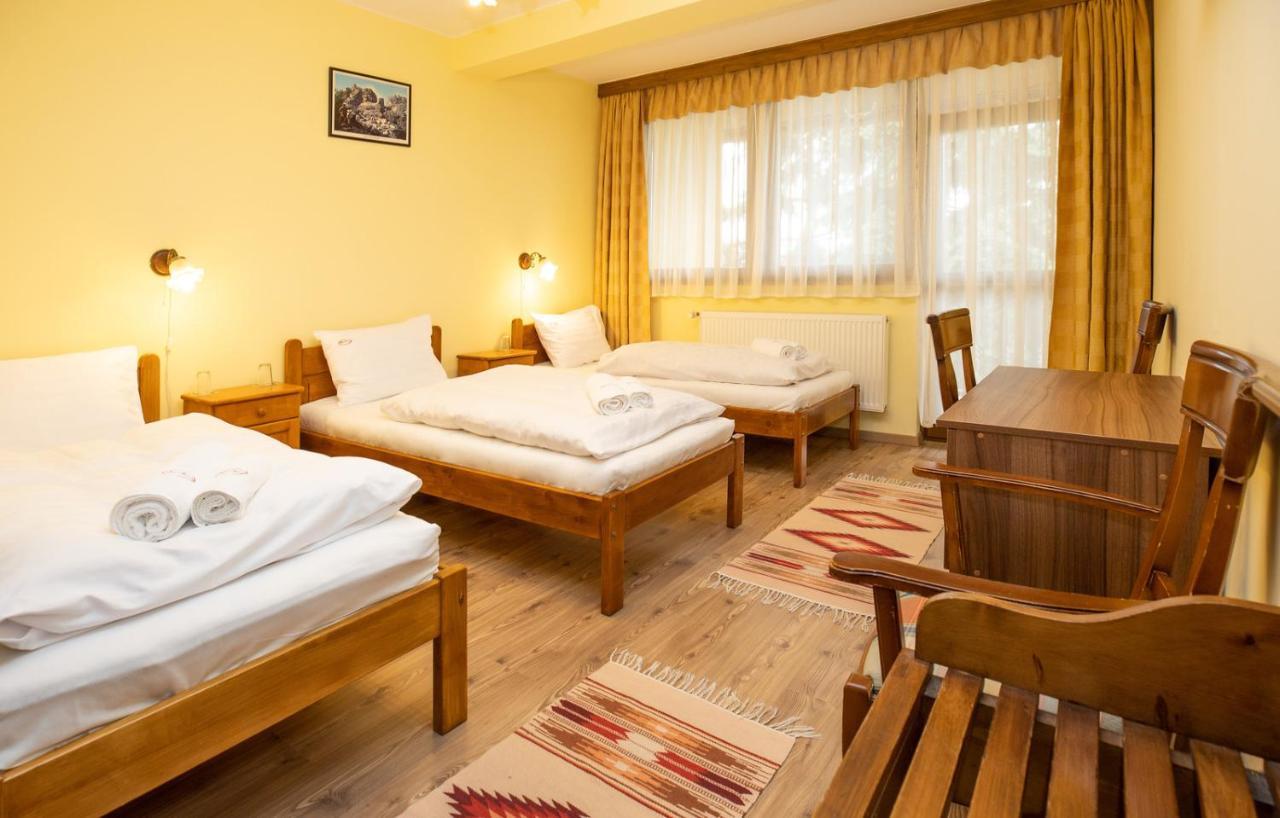 Julia Panzio Bed & Breakfast Hajdúszoboszló Eksteriør bilde